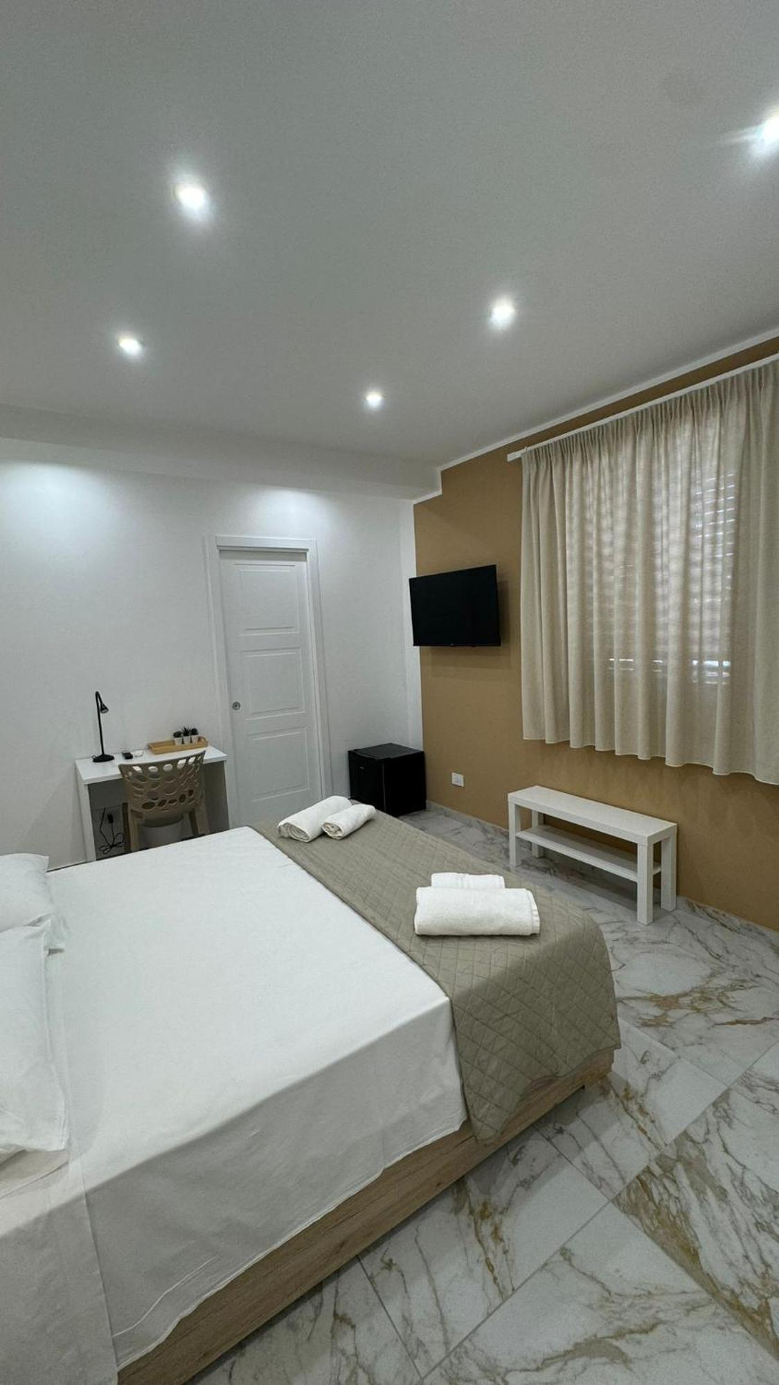 Morgana Sea Bed & Breakfast Catania Bagian luar foto