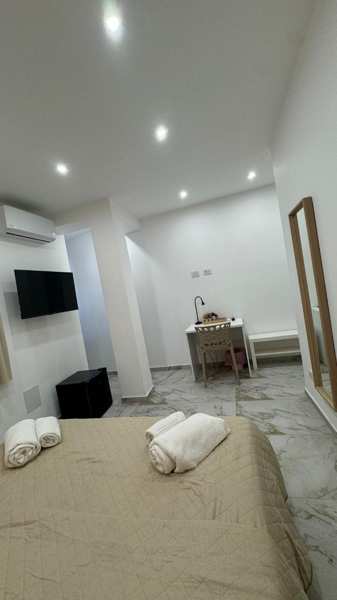 Morgana Sea Bed & Breakfast Catania Bagian luar foto